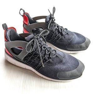 NIKE Womens Free Viritous TP Running Shoes Sneakers Size 9.5